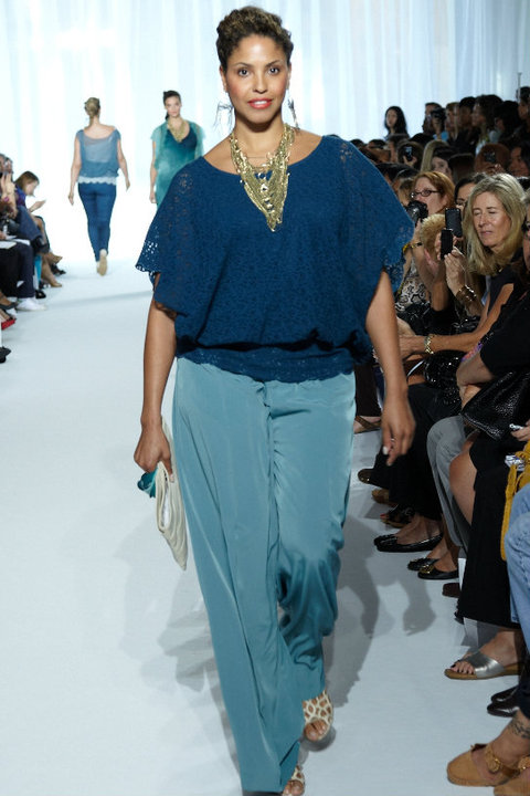 61160_434008857230_19093002230_5545888_5034227_n