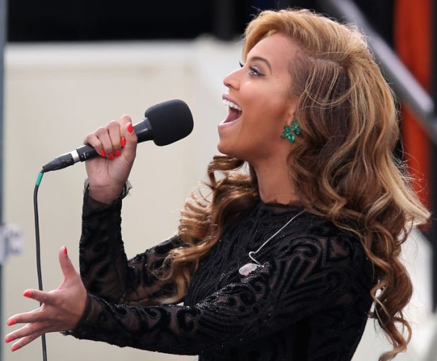 beyonce-inaguration-nails-w724